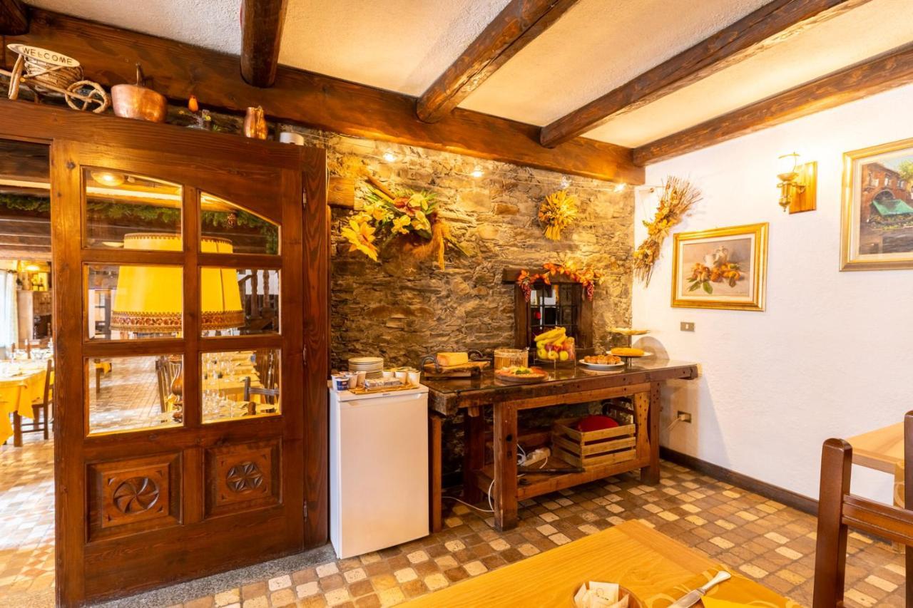 Hotel Des Alpes Saint-Rhemy-En-Bosses Ngoại thất bức ảnh