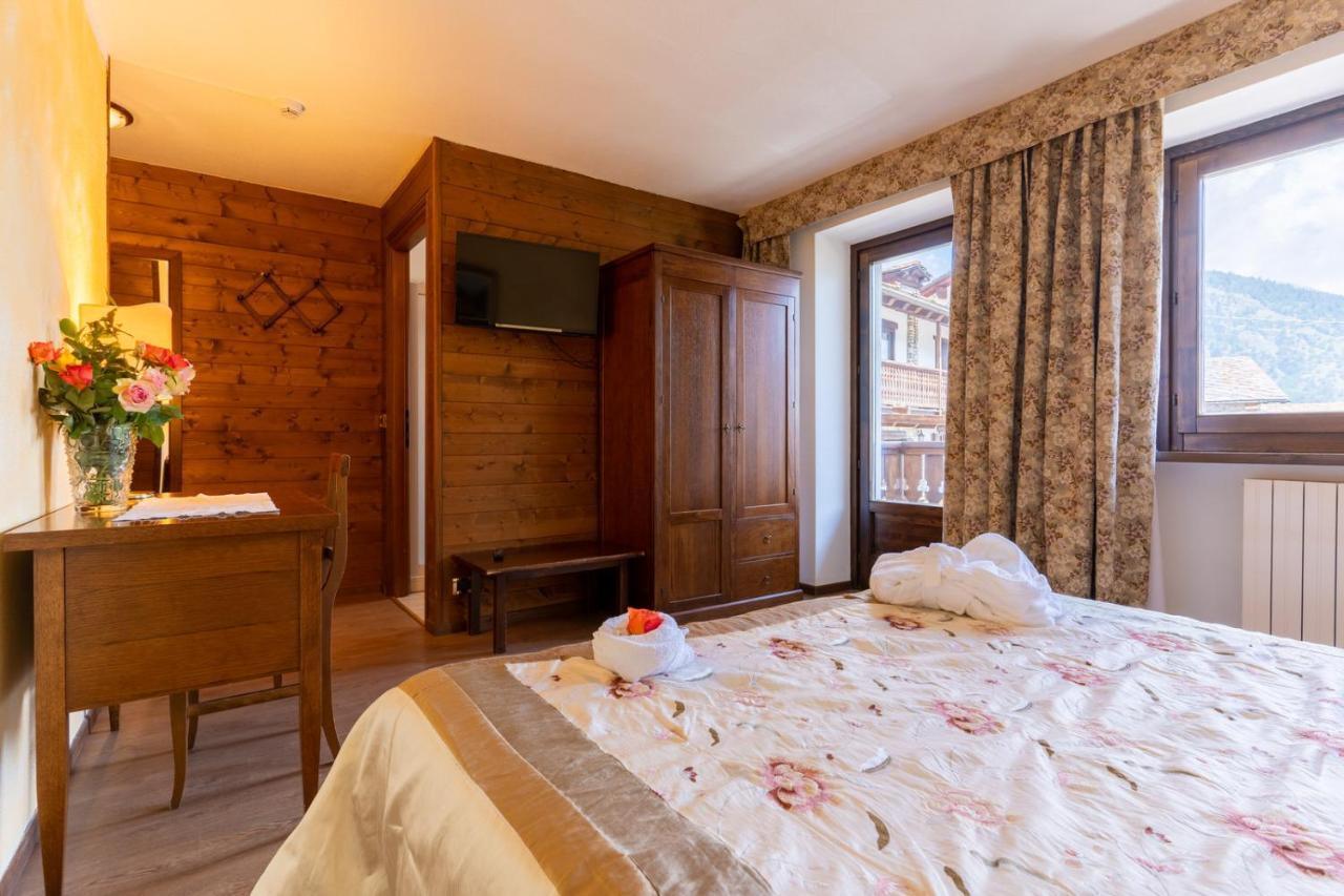 Hotel Des Alpes Saint-Rhemy-En-Bosses Ngoại thất bức ảnh