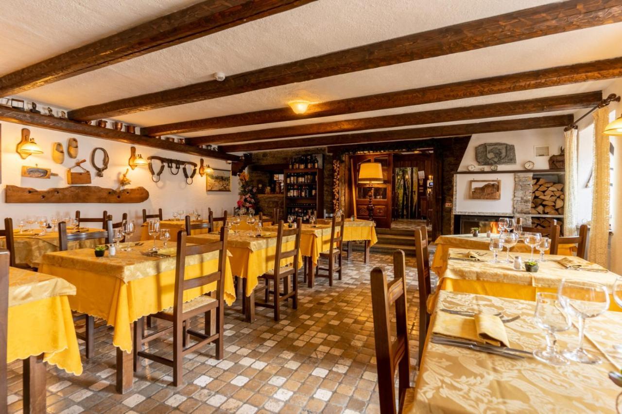 Hotel Des Alpes Saint-Rhemy-En-Bosses Ngoại thất bức ảnh