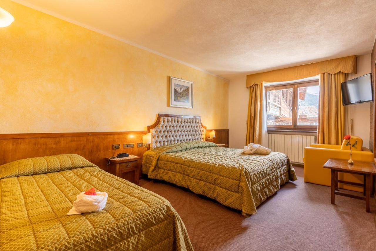 Hotel Des Alpes Saint-Rhemy-En-Bosses Ngoại thất bức ảnh